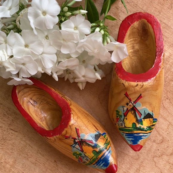 Pair of Vintage Mini Dutch Clogs Handmade clog - Picture 2 of 6